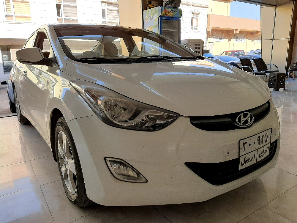 هیوندای ئەلەنترا